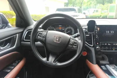 Honda UR-V