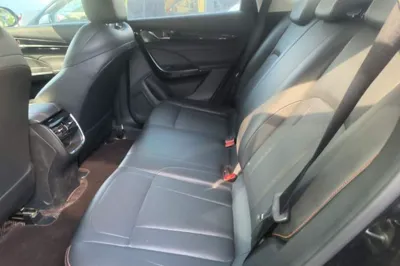 Dongfeng Aeolus AX7