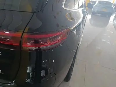 Mercedes-Benz EQC