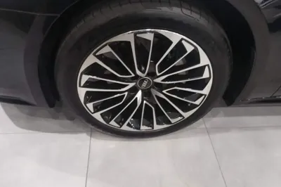 Audi A7L