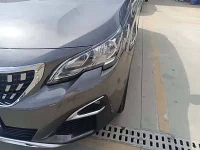 Peugeot 4008