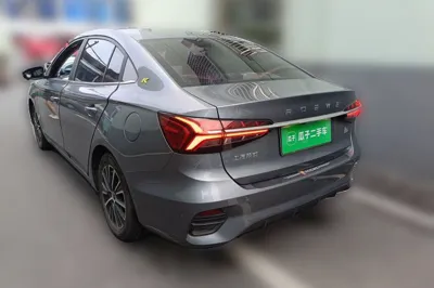 Roewe i5