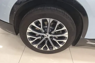 Nio EC6