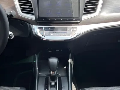 Honda Jade