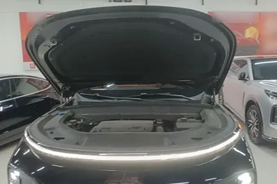Li Auto L9