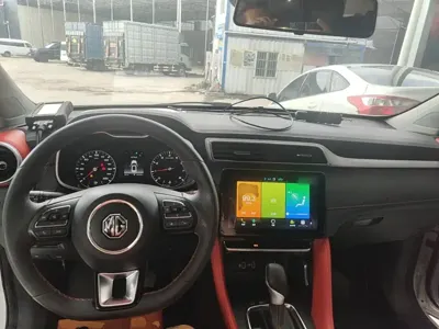 MG ZS