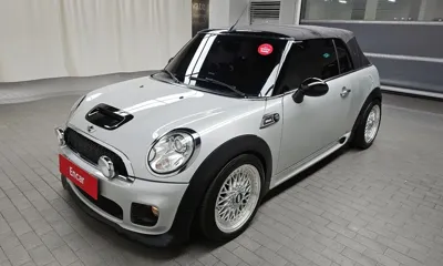 MINI Cooper Convertible