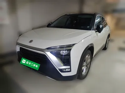 Nio ES8
