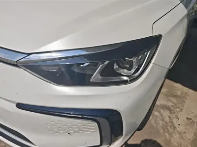 BAIC EU5