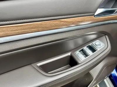 Roewe RX8