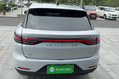 Leapmotor C11