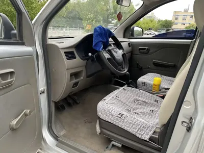 Wuling Rongguang V