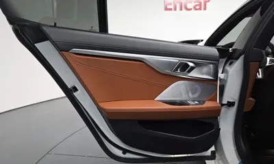 BMW 8-Series