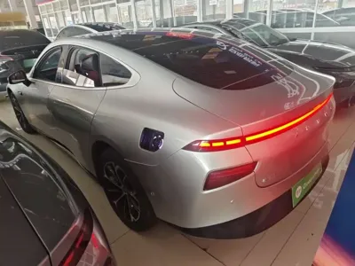 Xpeng P7