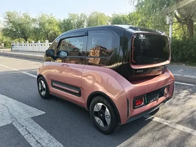 Baojun E300