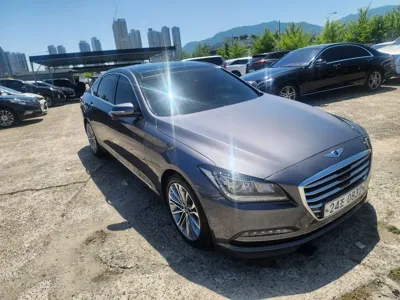 Hyundai Genesis