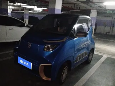 Baojun E200