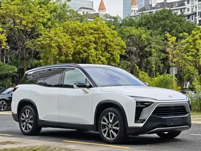 Nio ES8