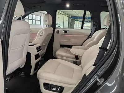 Li Auto Li L8