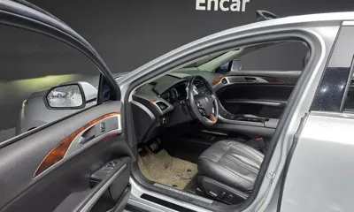 Lincoln MKZ