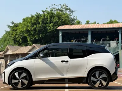 BMW i3 (Import)