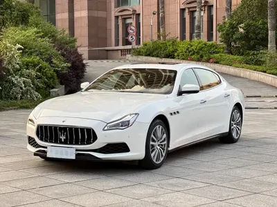 Maserati Quattroporte