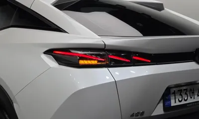 Peugeot 408