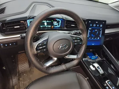 Hyundai Custo