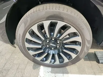 Lincoln Navigator