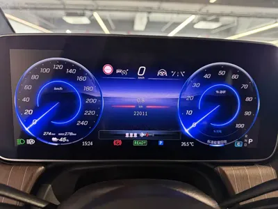 Mercedes-Benz EQE SUV