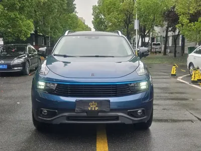 Lynk & Co 01