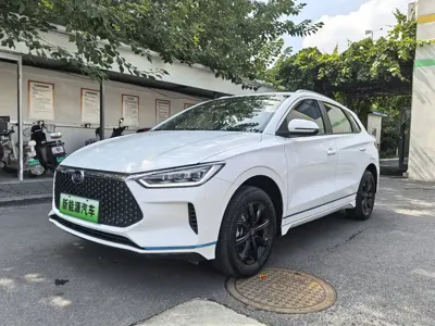 BYD e2