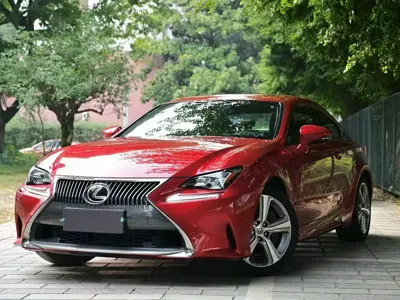 Lexus RC