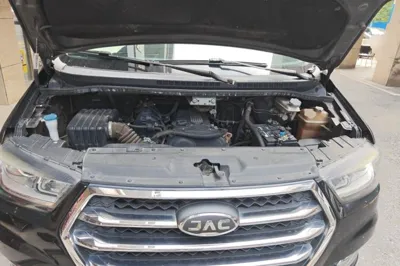 JAC Refine M4