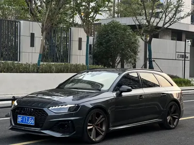 Audi RS 4