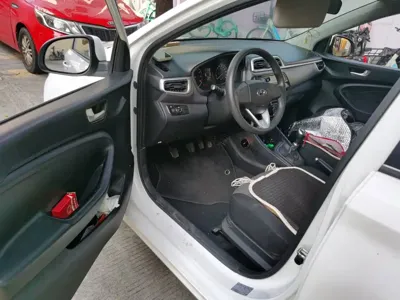 Hyundai Verna