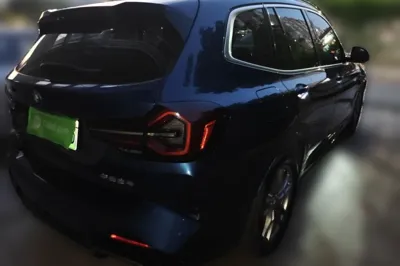 BMW iX3