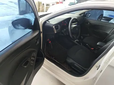 Peugeot 301