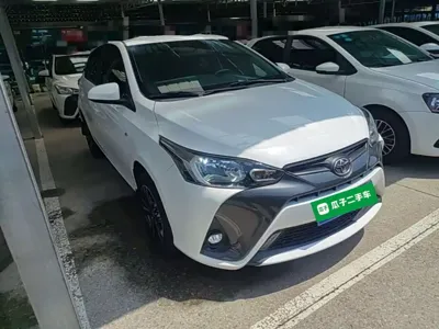 Toyota Yaris L