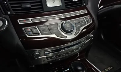 Infiniti M