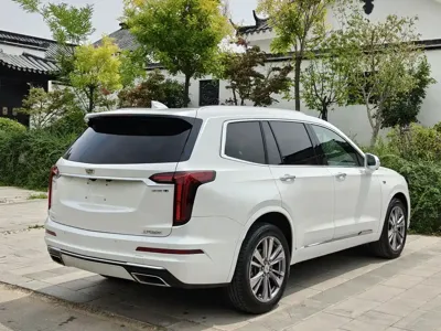 Cadillac XT6
