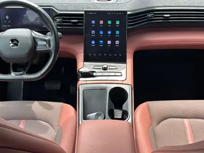Nio EC6