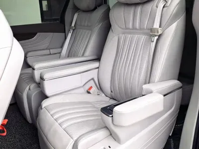 Roewe iMAX8