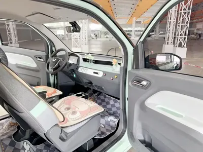 Wuling MINIEV