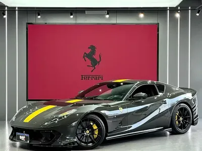 Ferrari 812