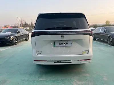 Buick GL8 Hybrid