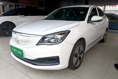 Dongfeng Aeolus E70