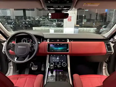 Land Rover Sport