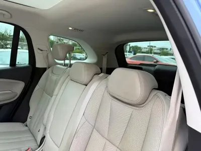 Nio ES8