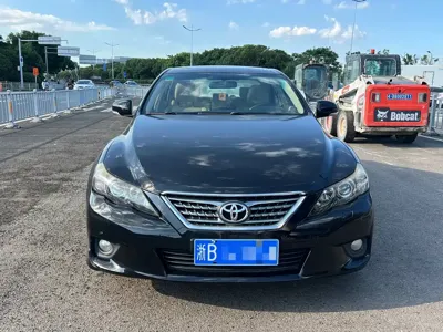 Toyota Reiz